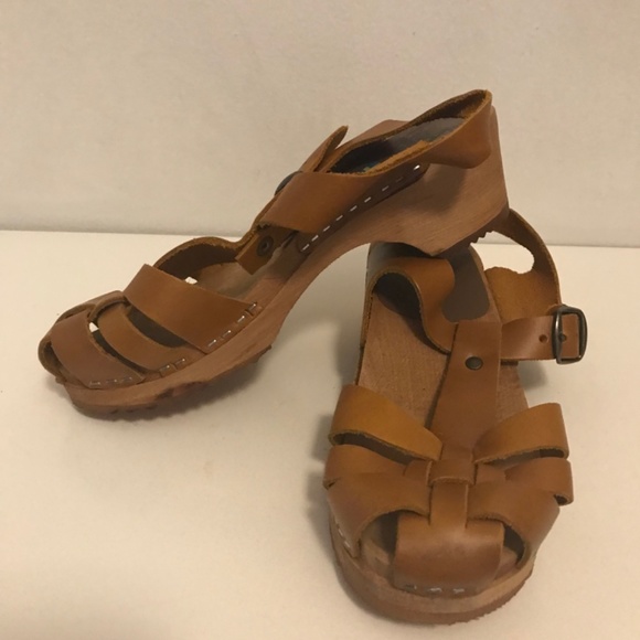 MIA Emily Clog T-Strap Sandals Tan Leather size 6 (36) - Picture 5 of 9